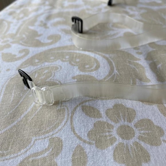 Victoria's Secret Adjustable Replacement Bra - Picture 3 of 4